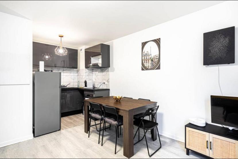 Appartamento Jolie 2 Pieces A Aubervilliers Esterno foto